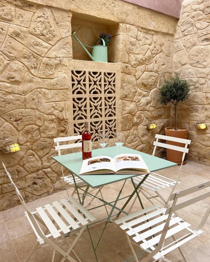 Central Suites Aegina 2 Kültér fotó
